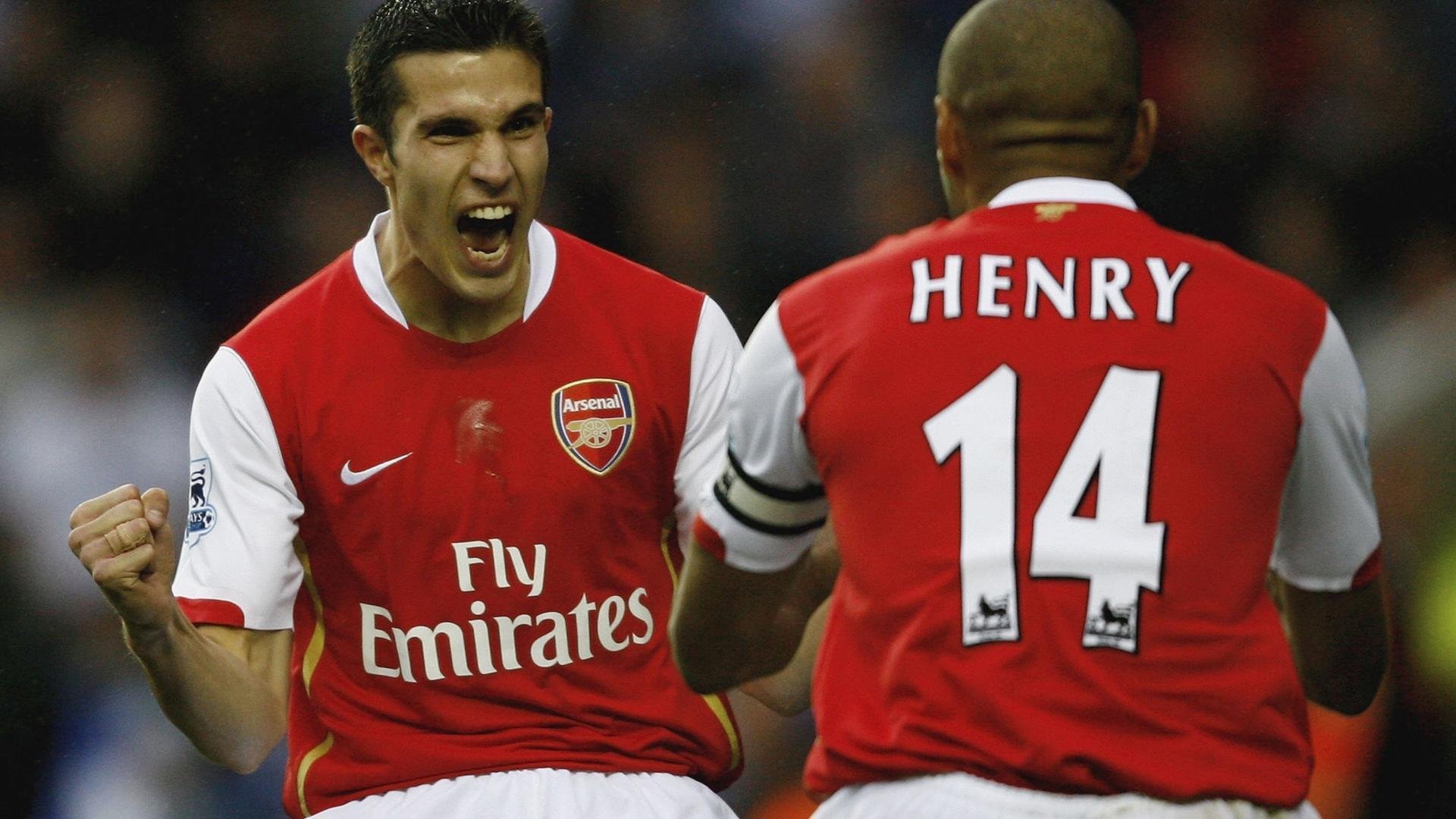 九游中心官网-简：在关键比赛中，他为全黑队贡献了无数关键进球